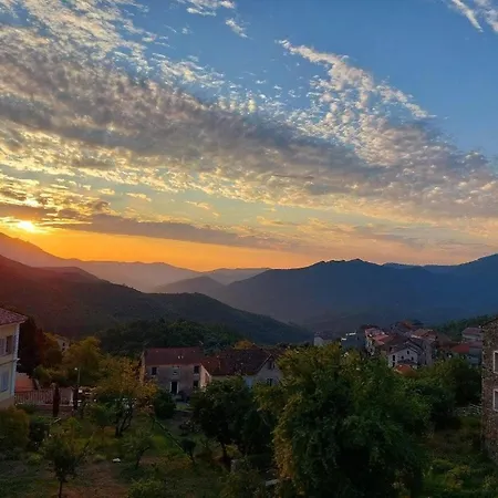 Διαμέρισμα 10 Min De Corte, 5 Couchages, *