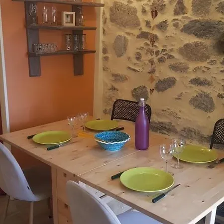 10 Min De Corte, 5 Couchages, *