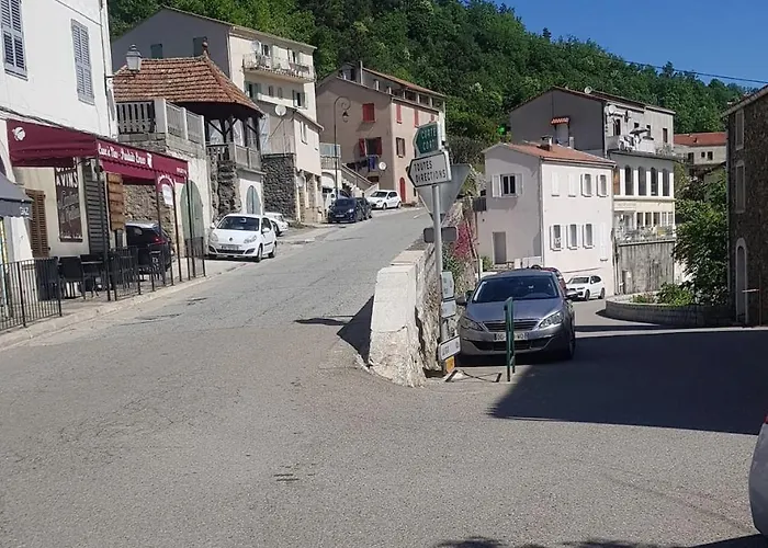 10 Min De Corte, 5 Couchages,